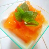 【簡単　ヘルシーデザート】完熟柿ソースのヨーグルト